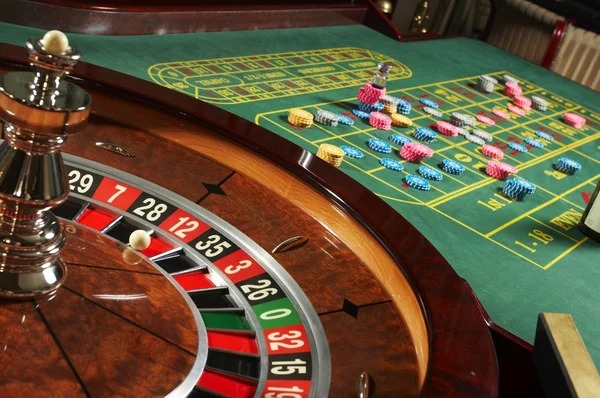 fufuslot alternatif betting interface showing Super Sic Bo bet options and stake amounts